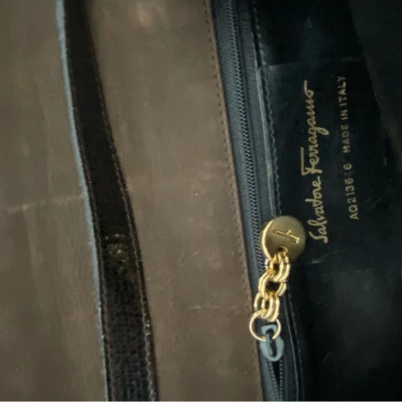 Vintage Ferragamo Snakeskin Embossed Black Leather Convertible Clutch - Picture 4 of 7